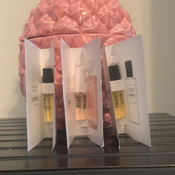 CHANEL fragrance trio - Picture 3 of 5